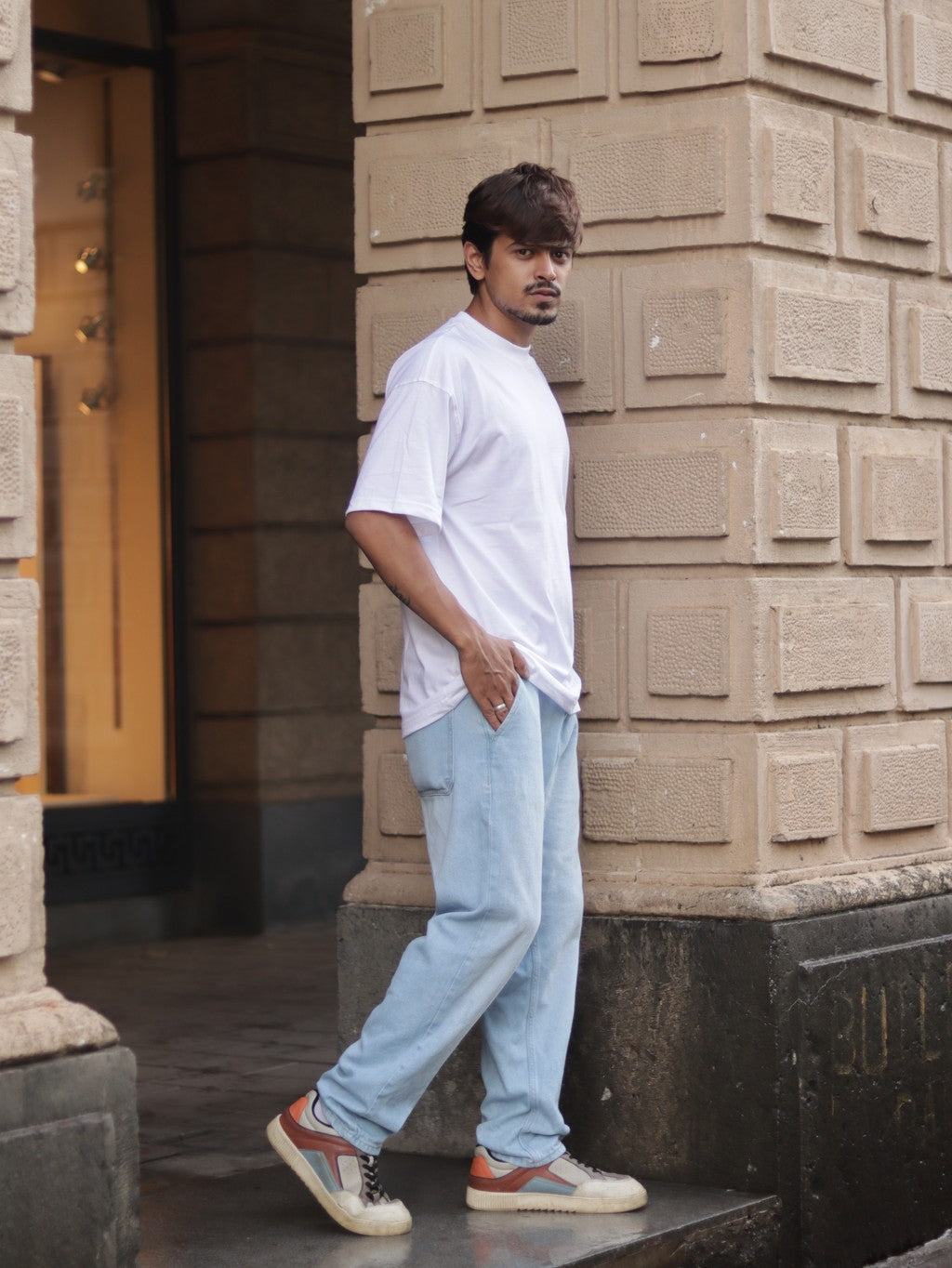 Plain Oversized Tee - White ISHŌ Clothing Co